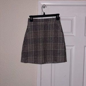 Checkered brown skirt